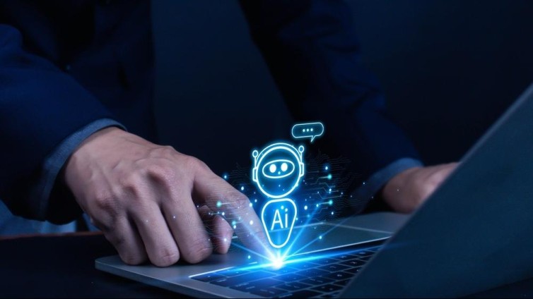 Leasemaatschappij Ayvens ziet grote kansen voor AI agents, maar: ‘maak ze niet verplicht’